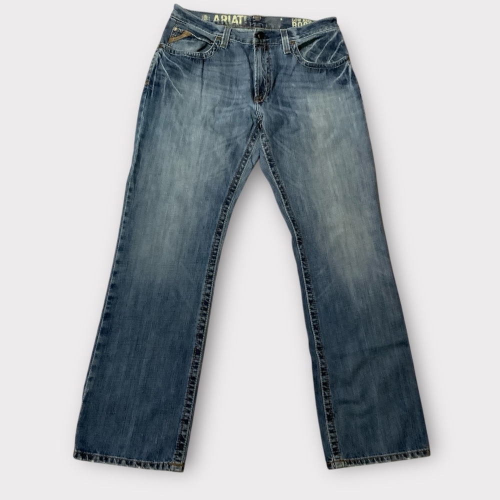 Men’s Ariat M4 Low Rise Bootcut Jeans Medium/Light Rinse Size 34/34